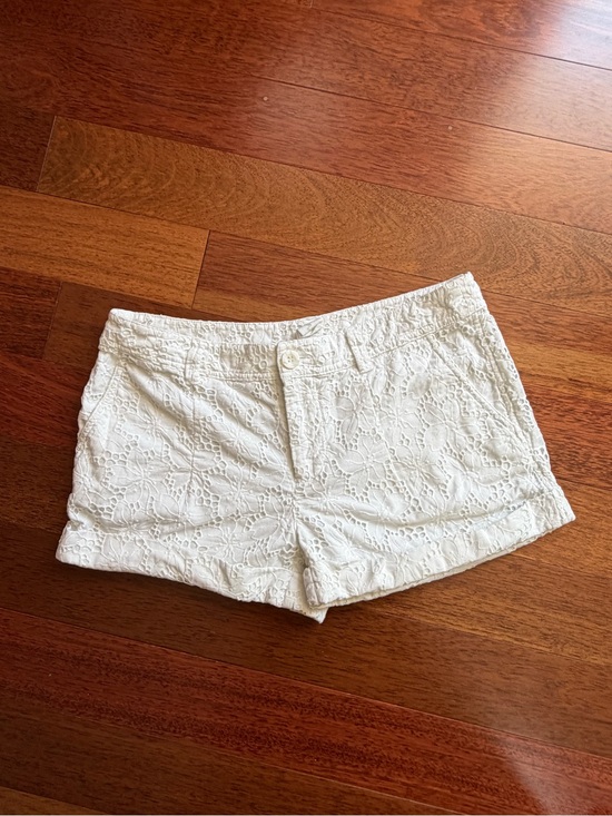 LONDONJEAN Pants - LONDONJEAN Women's White Eyelet Lace Jean Shorts